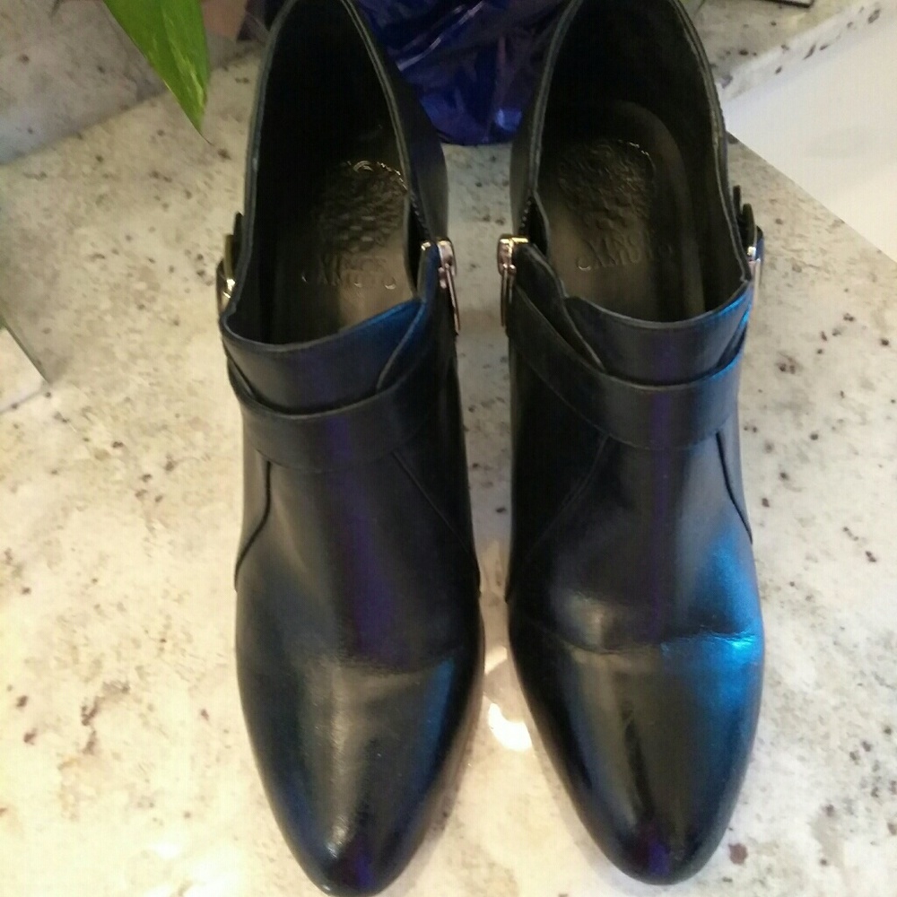 Authentic Vince Camuto Leather Booties